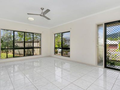 8 Densmore Close, Bentley Park