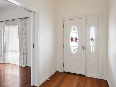 42 Lyall Street, Lamington