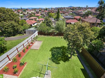 30 Hurry Crescent, Warrawong