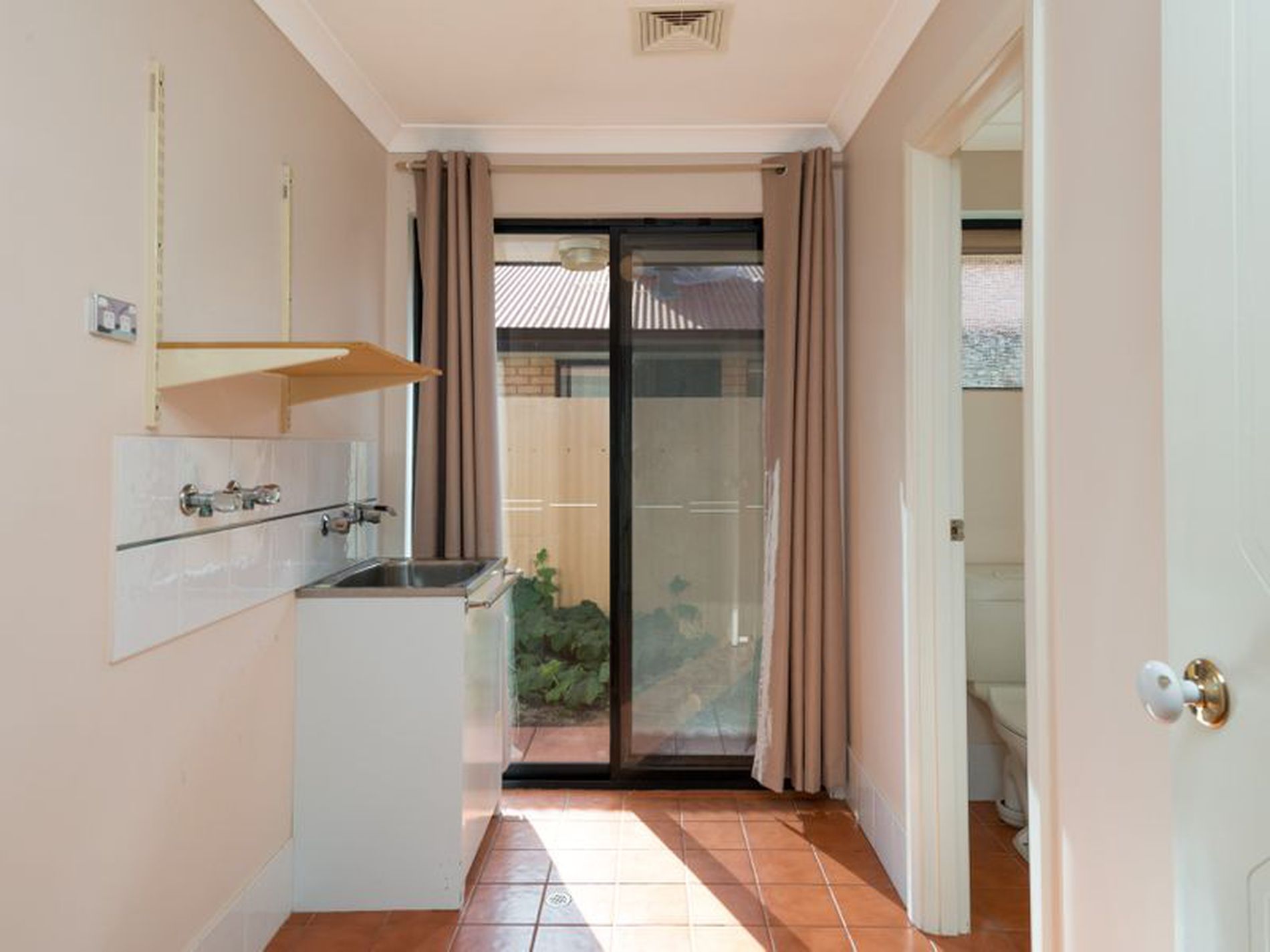 36A Premier Street, Hannans