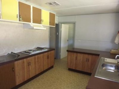 "ENCLIFF' Atholwood Rd, Ashford
