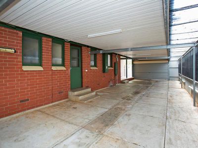 36 Penong Crescent, Salisbury North
