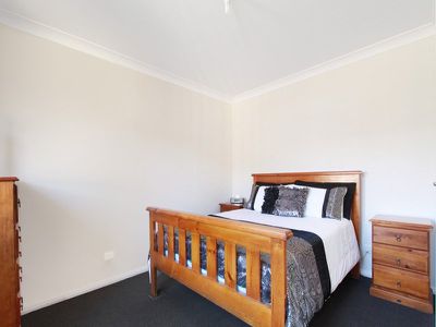 2 / 22 Seymour Drive, Flinders
