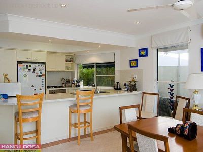 4 / 19 Laburnum Crescent, Noosaville