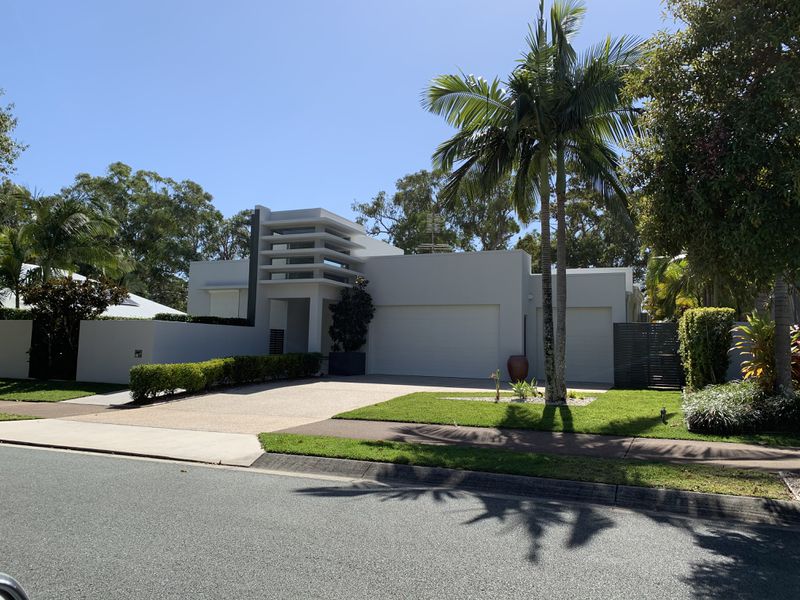 32 Lakeside Drive, Peregian Springs