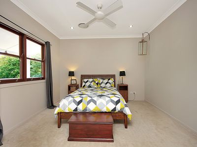 10 Holdsworth Road, North Ipswich