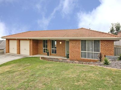 5 Golden Glade, Strathdale