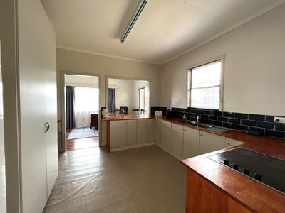 11 Johnson Road, Kairi