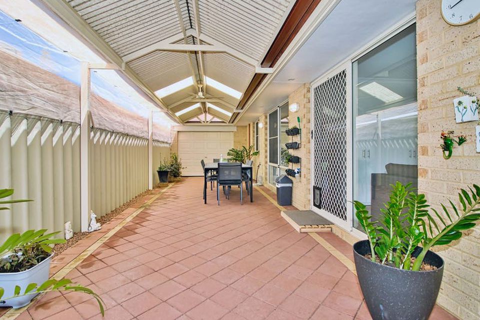 74 Chelmsford Avenue , Port Kennedy