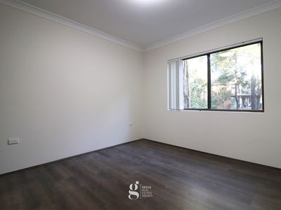 6 / 27 Doomben Avenue, Eastwood