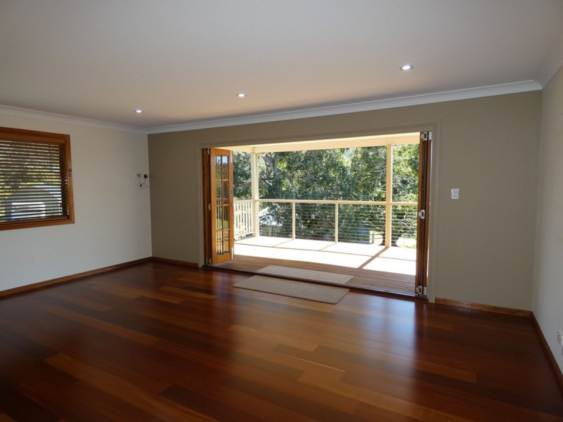 8 DALGLEISH ROAD, Ormeau Hills