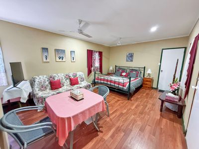 24 HALLORAN STREET, Tolga