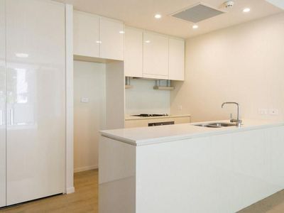 6402 / 1 Nield Avenue, Greenwich