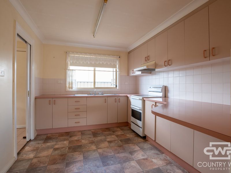 unit 3 / 23 Balblair Street, Guyra