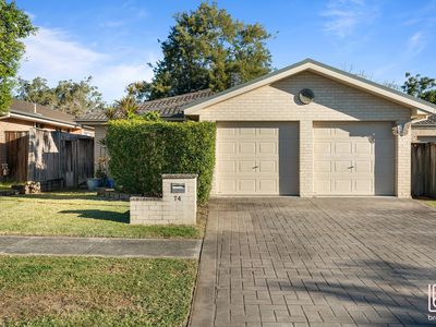 74 Nelmes Road, Blue Haven