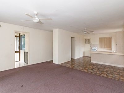 273 South Station Road, Raceview