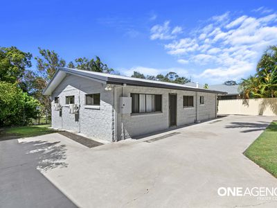 2 / 386 Torquay Terrace, Scarness