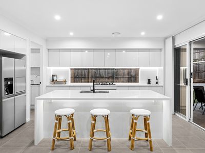 28 Soho Drive, Deebing Heights