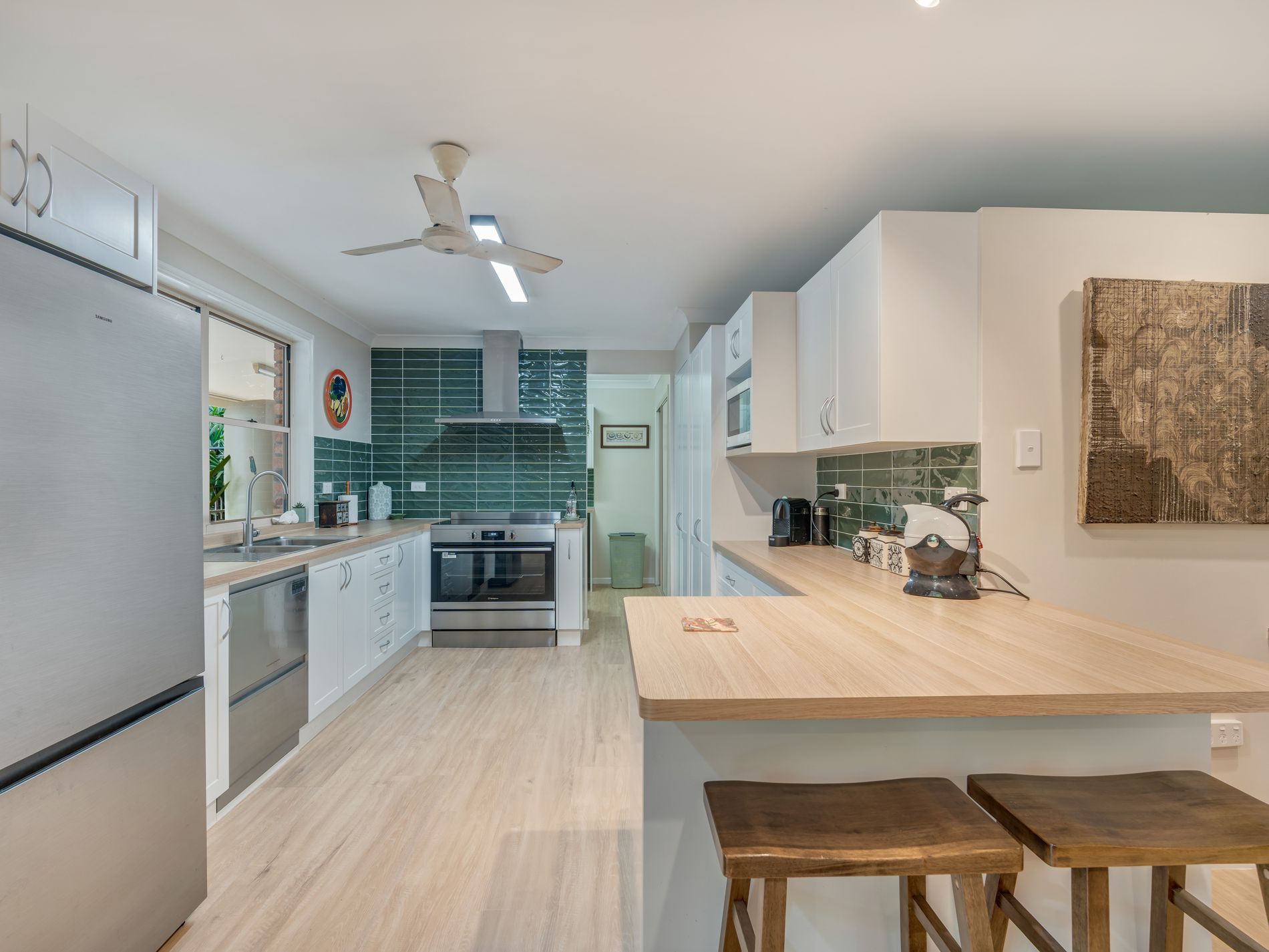 83 Gibraltar Road, Rangewood