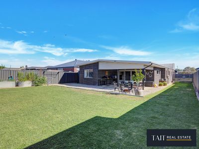 22 Currawong Drive, Wangaratta