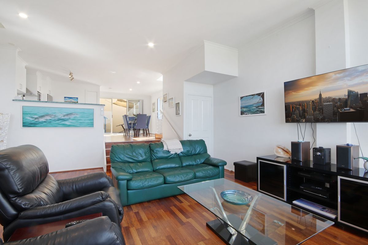 Unit 1  / 10-12 Marine Drive, Narooma