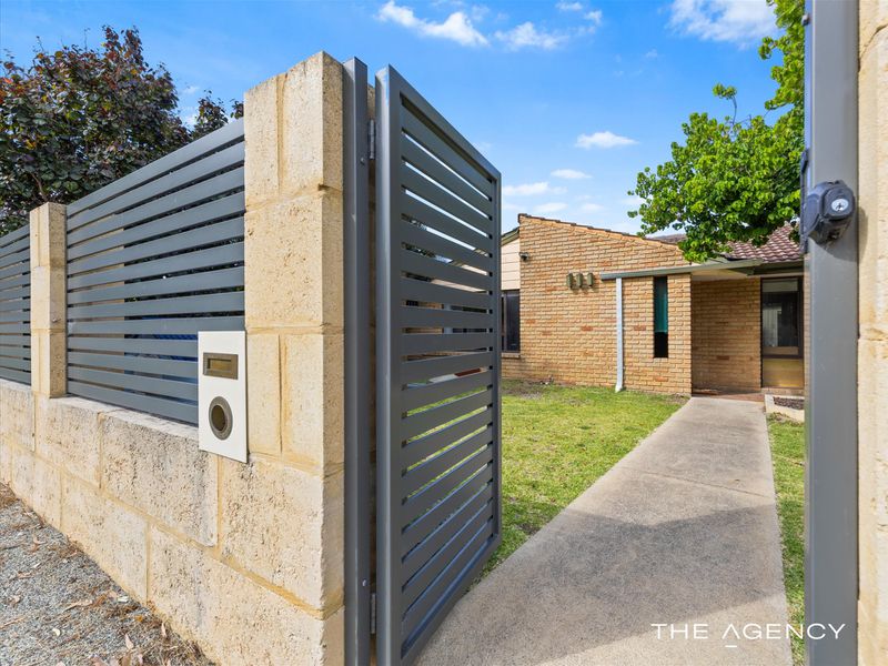 2 Little Rush Close, South Lake