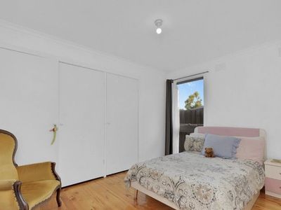 8 Dalray Close, Mill Park