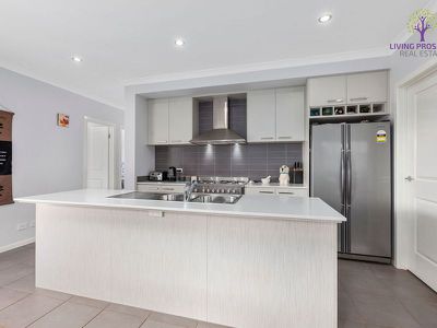 11 Hillcrest Parade, Tarneit