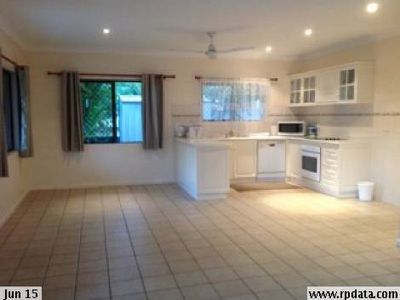 2 / 20 Buccaneer Street, South Mission Beach