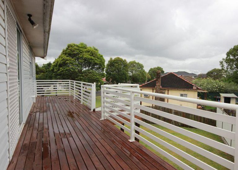 11 Mckevitte Ave, East Hills