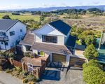12 Moana Street, Otaki Beach