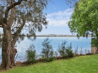 144 Lakeview Parade, Primbee