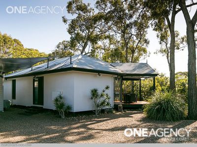 4 Chantilly Street, Urangan