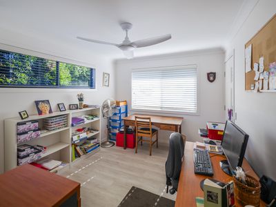 6 Strawberry Close, Woolgoolga