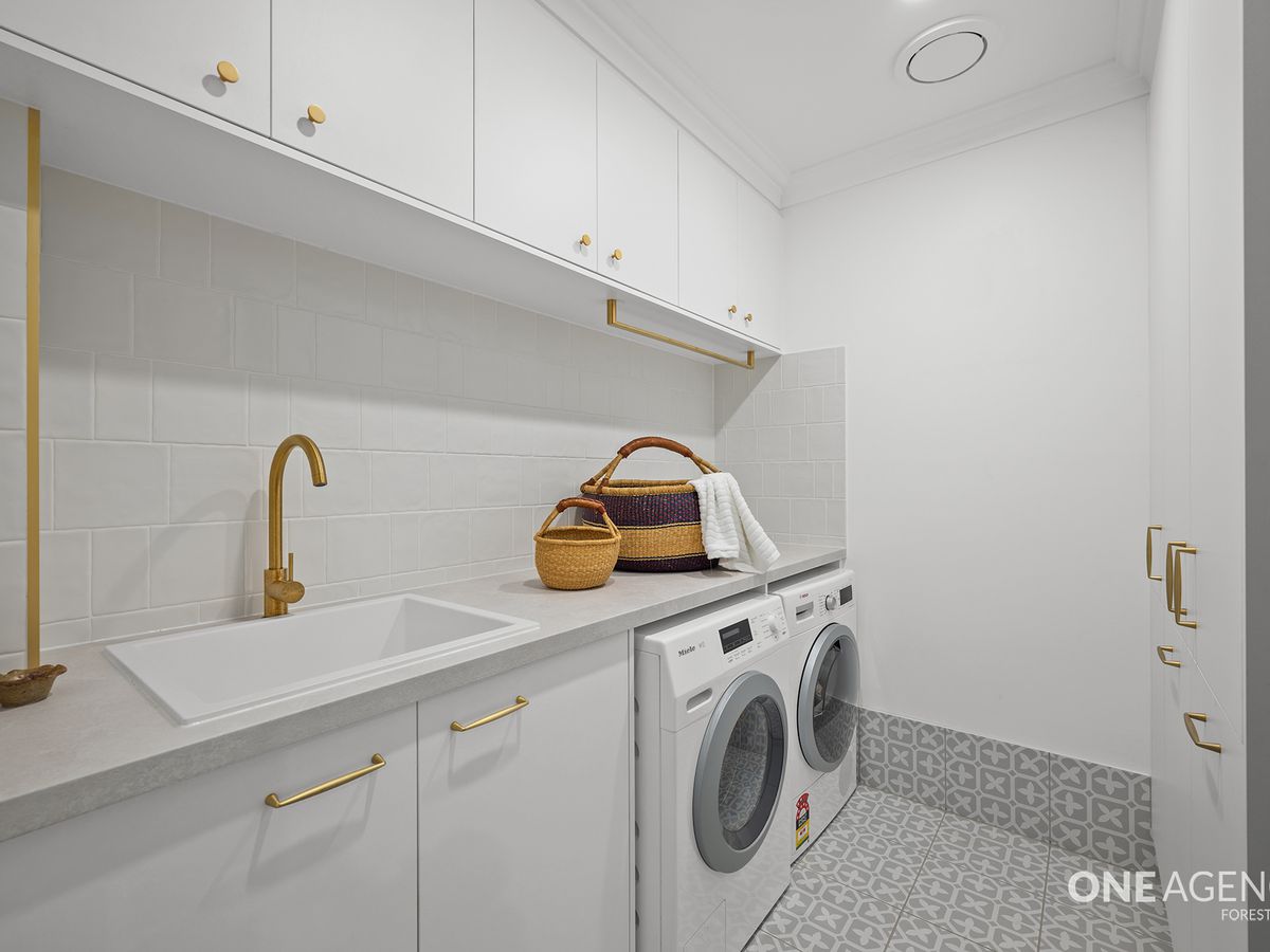 213 Honour Avenue, Chelmer