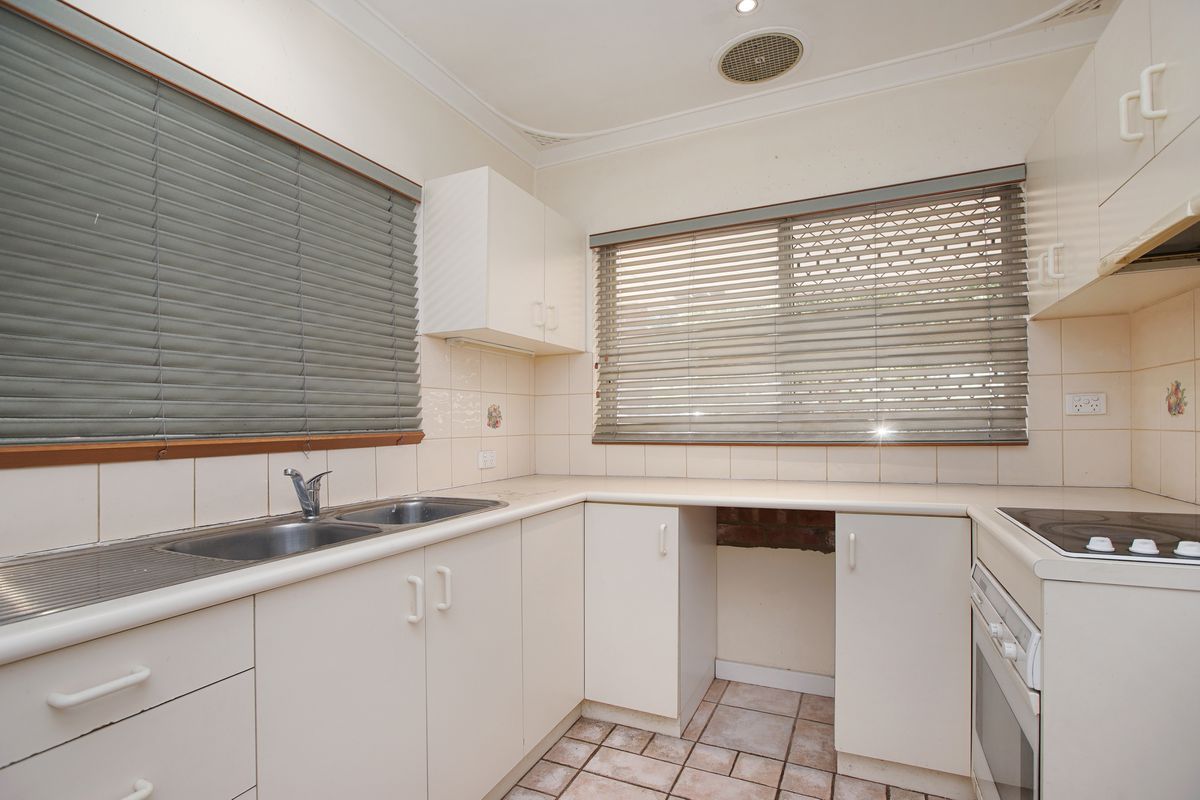 19 Warren Road, Maida Vale