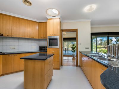 111 Doolan Crescent, Heathcote