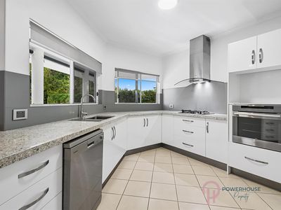 2 Strathmore Court, Mooroobool