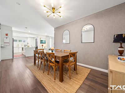 1 / 28 Brickworks Drive, Holroyd