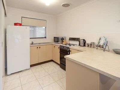 1 / 1 TURTON COURT, Wodonga