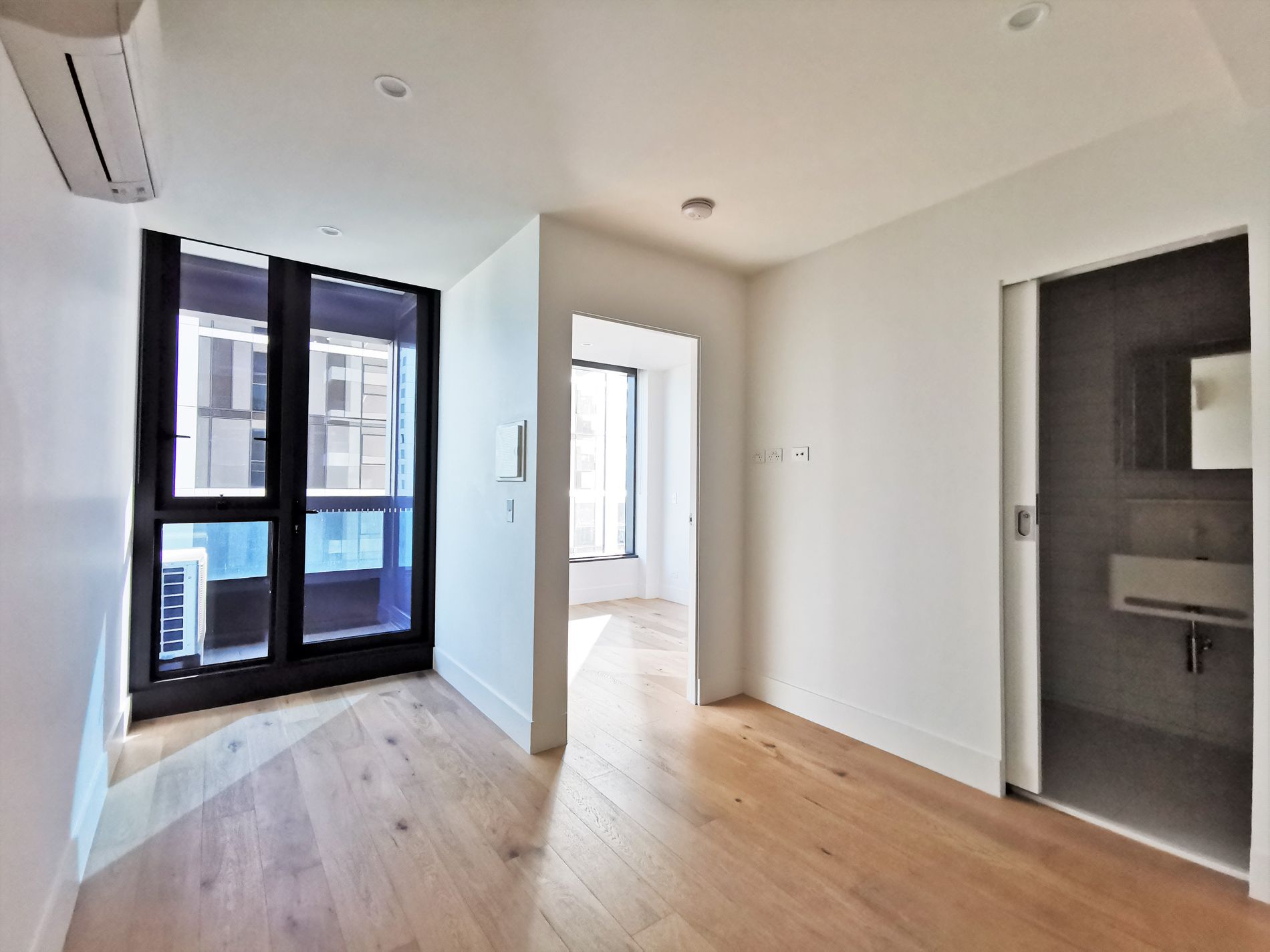 4308 / 500 Elizabeth Street, Melbourne