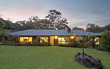 15 Harpfield Road, Beaconsfield Upper