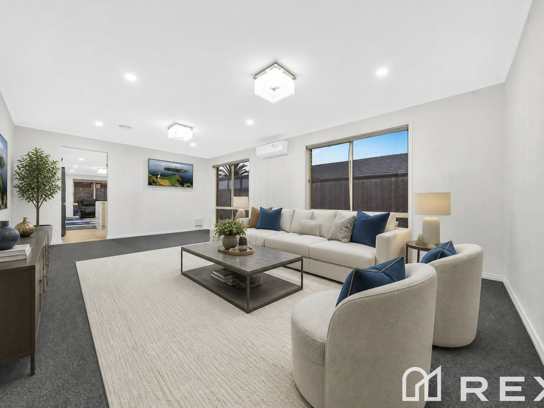 17 Gowrie Place, Cranbourne West