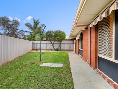 5A Eccles Place, Hannans