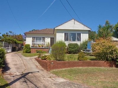 7 Glenavon Ave, Beverly Hills