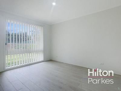 5 Sherborne Place, Glendenning