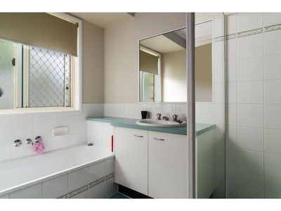 5 Lennox Court, Tewantin