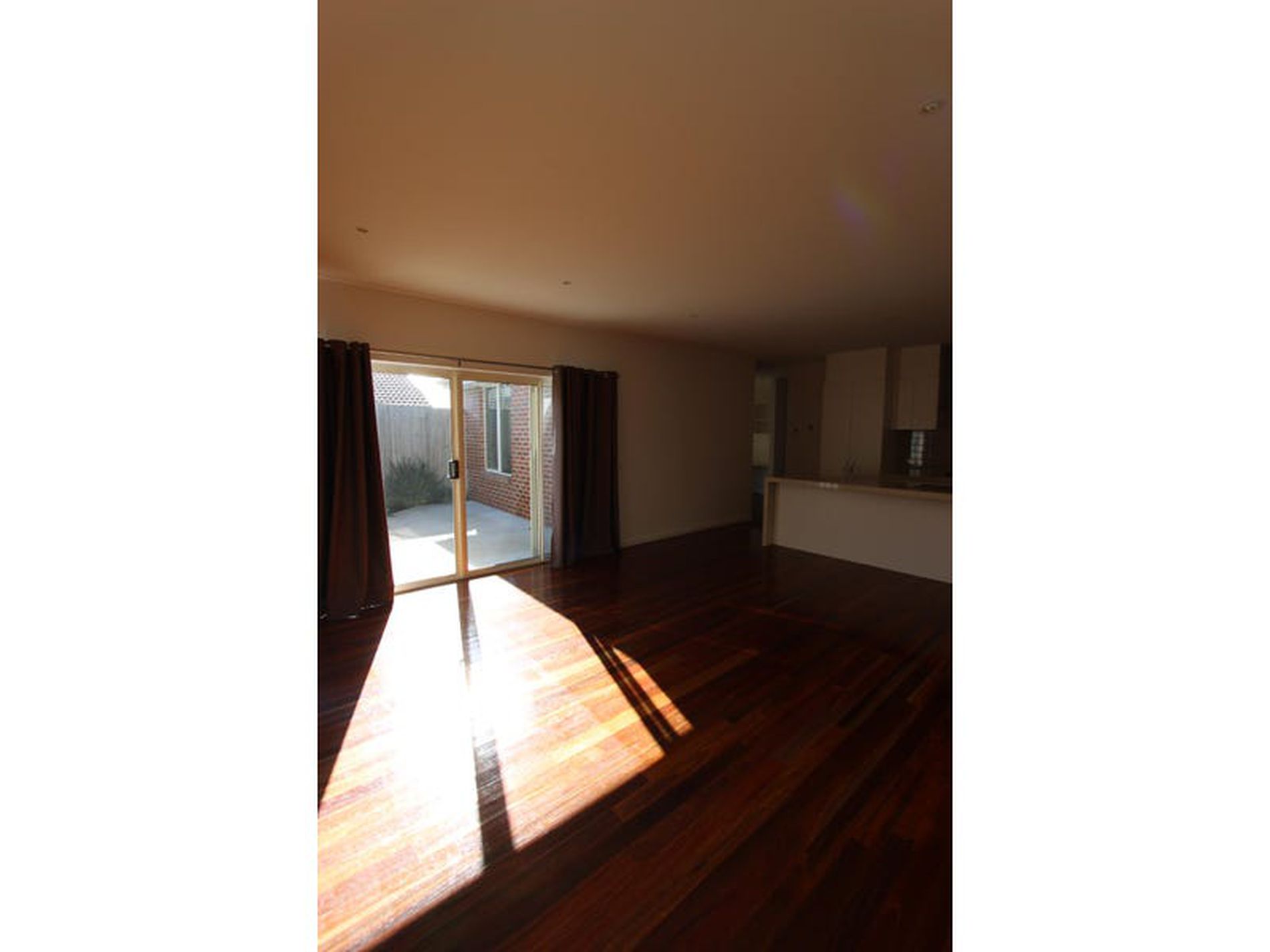 1 / 29 Leila Crescent, Bell Post Hill