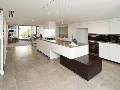 22 / 39 Bow River Cresc, Burswood