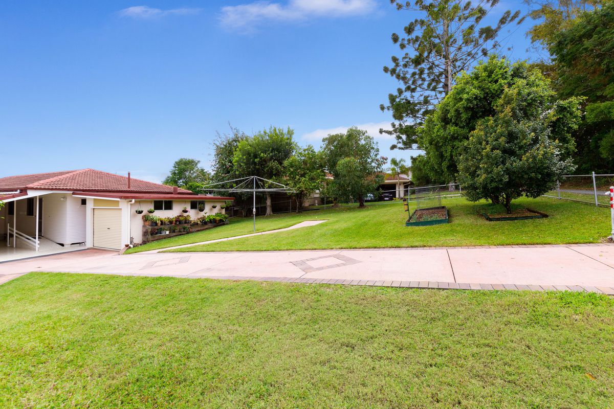 40 Tewantin Road, Cooroy